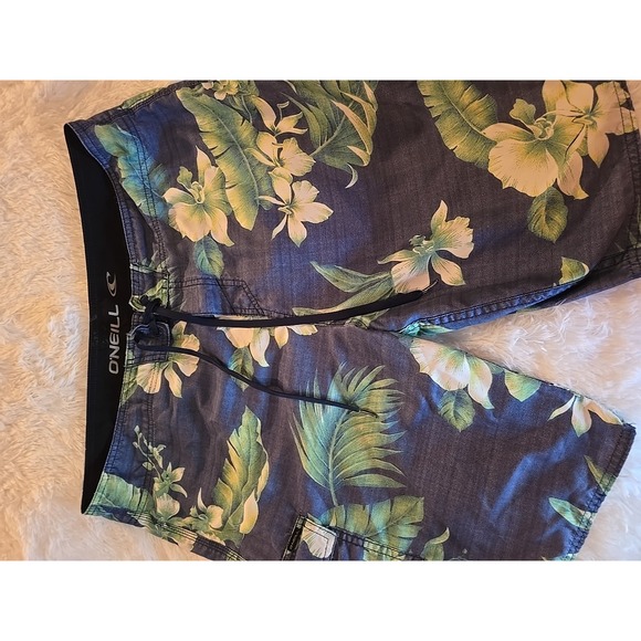 O'Neill Other - O'Neill Board Shorts Swimsuit Blue Green Floral Mens Sz 36 x 10"‎  Board Shorts